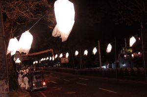 Kandy lantern streets