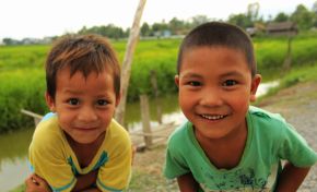 Cute kids in Myanmar, Burma, Inle Lake, Nyaung Shwe