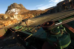 Iceland travel machinery