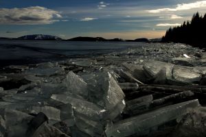 ice sheets on lakeshore, travel, Iceland