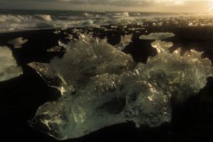 Iceland travel photos, ice beach below the glacial lagoon