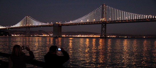 Bay Bridge light show