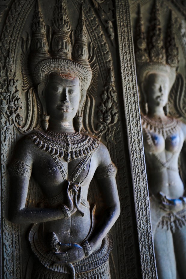 Angkor Wat 8472 vivid