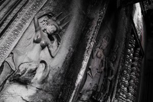 Angkor Wat 8473 carmine