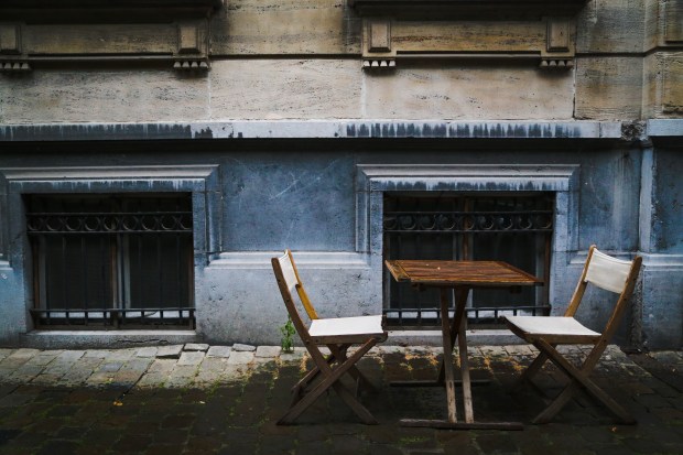 brussels-sidewalk-cafe