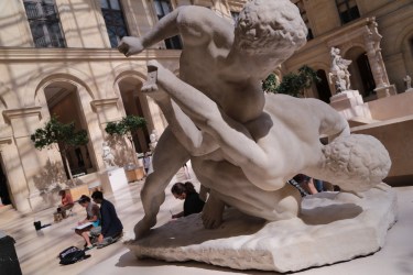 Maximilianus persuades Aurelius to pay his taxes