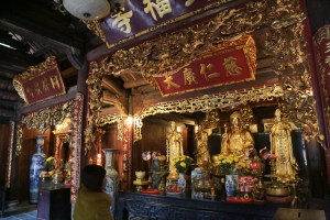 Tam Coc shrine