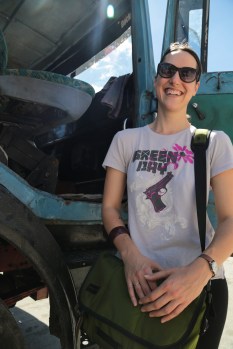 That time we hitch-hiked a truck in Cuba