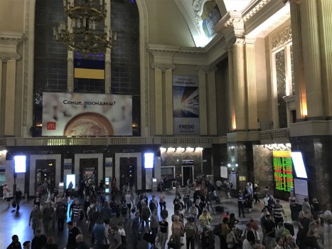 Pasazhyrskyi station, Kiev